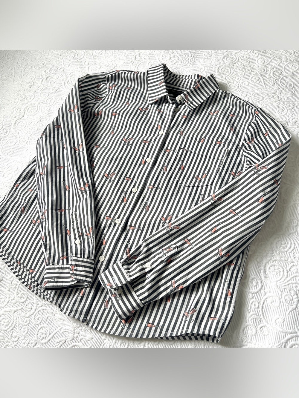 S🥂 Banana Republic Quinn Boy Fit Rosè Champagne Chambray Blue Gray White Stripe